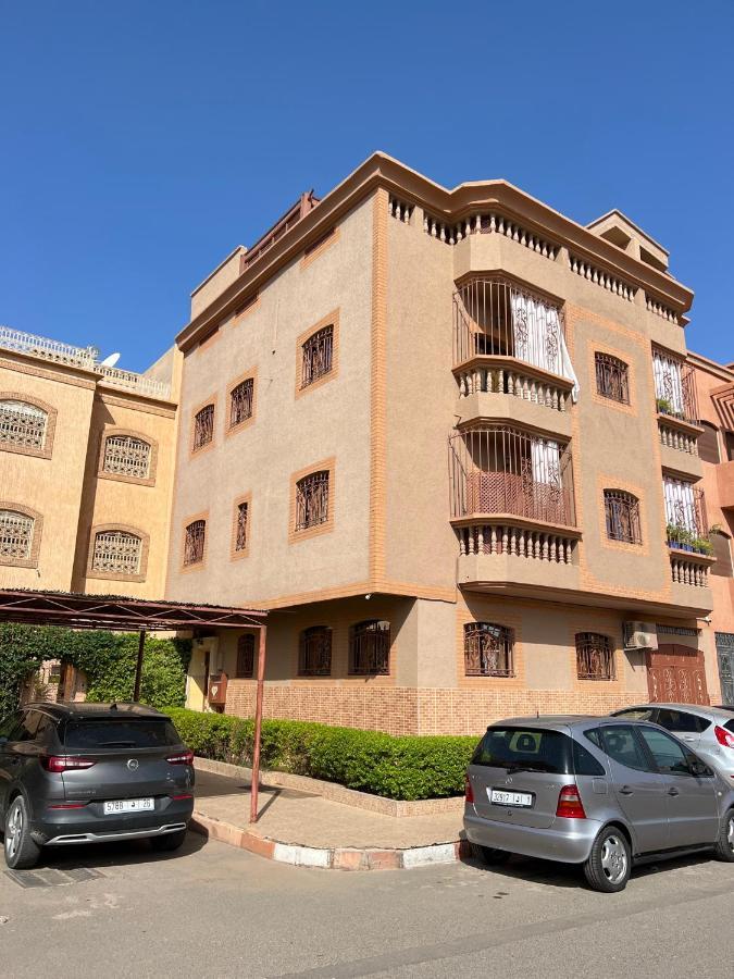 Superbe Appartement Avec Parking Gratuit Марракеш Екстер'єр фото