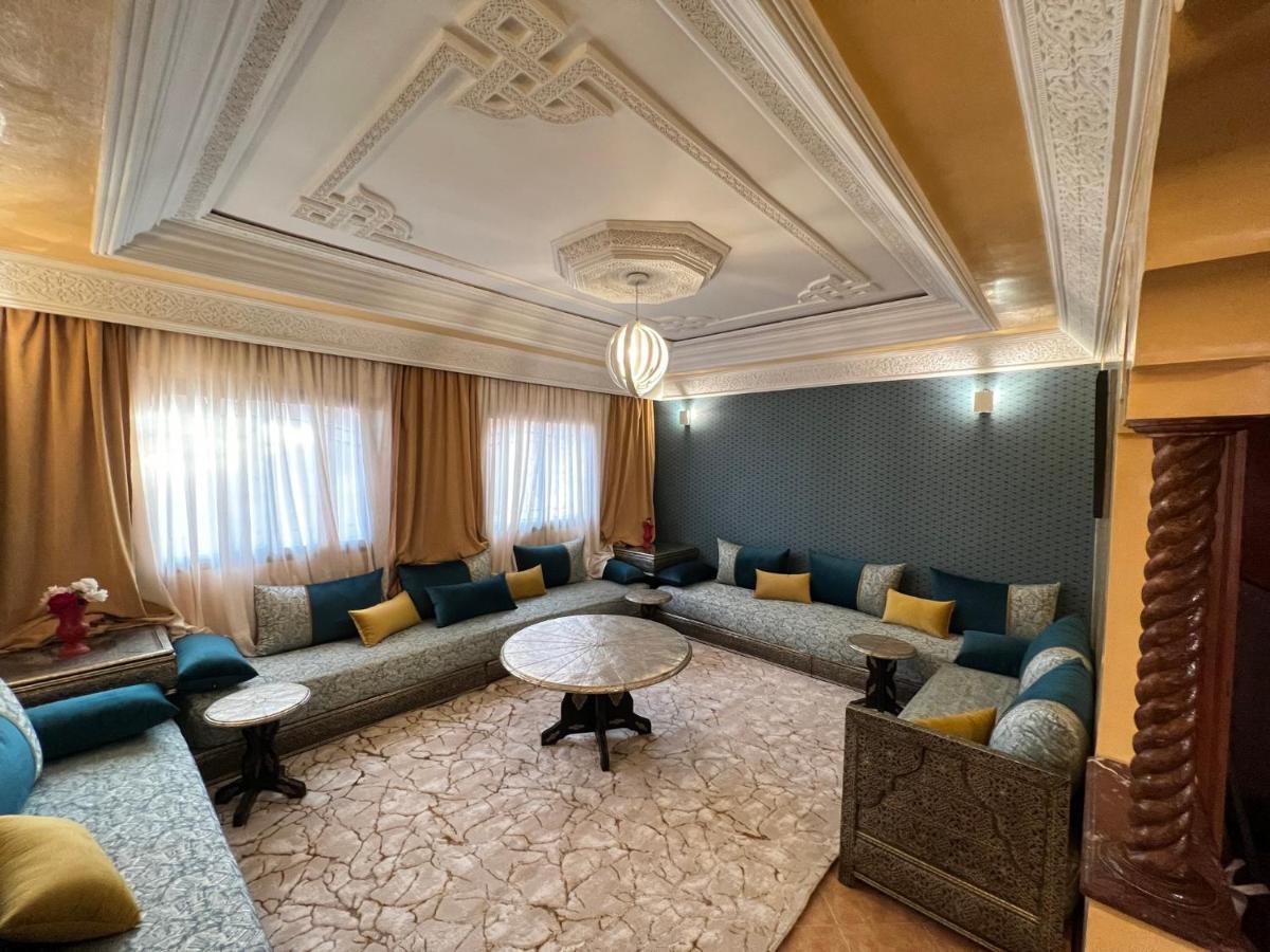 Superbe Appartement Avec Parking Gratuit Марракеш Екстер'єр фото