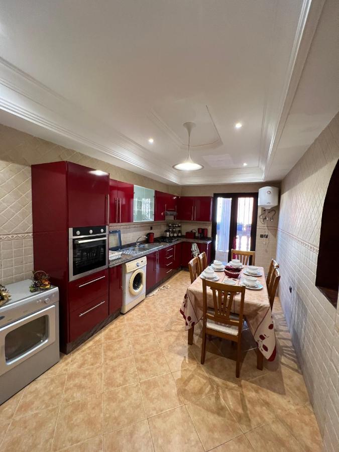 Superbe Appartement Avec Parking Gratuit Марракеш Екстер'єр фото