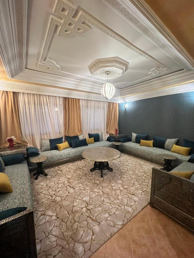 Superbe Appartement Avec Parking Gratuit Марракеш Екстер'єр фото