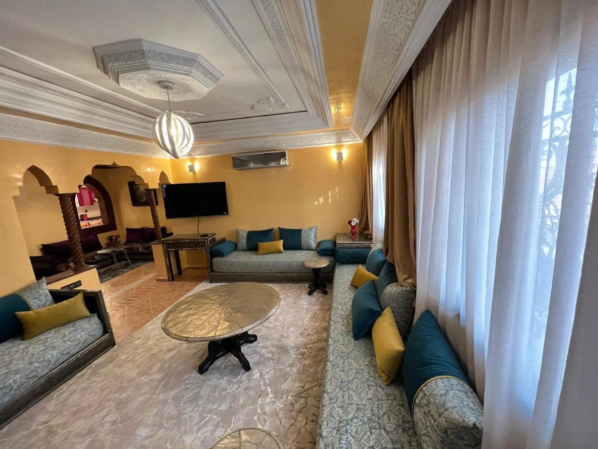 Superbe Appartement Avec Parking Gratuit Марракеш Екстер'єр фото